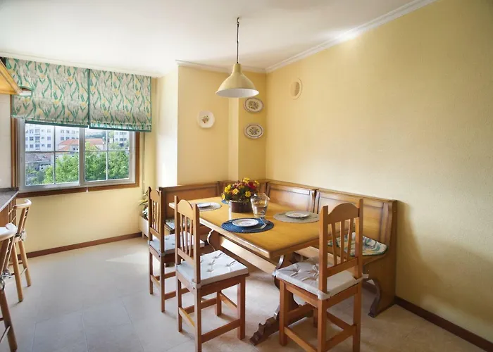 El Piso De La Placita Redondela